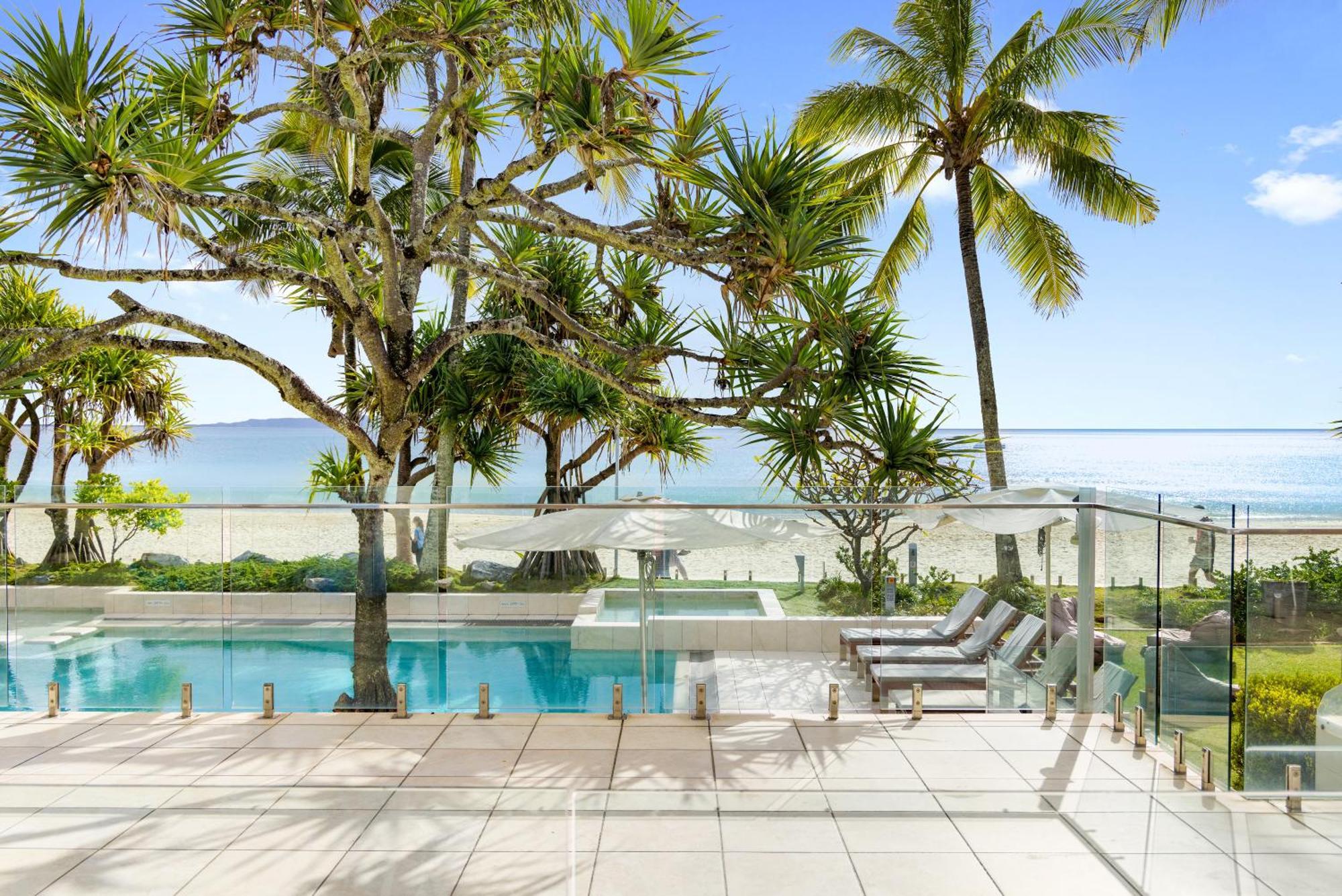 Fairshore 12: Absolute Beachfront, Direct Beach & Pool Access Noosa Heads Bagian luar foto
